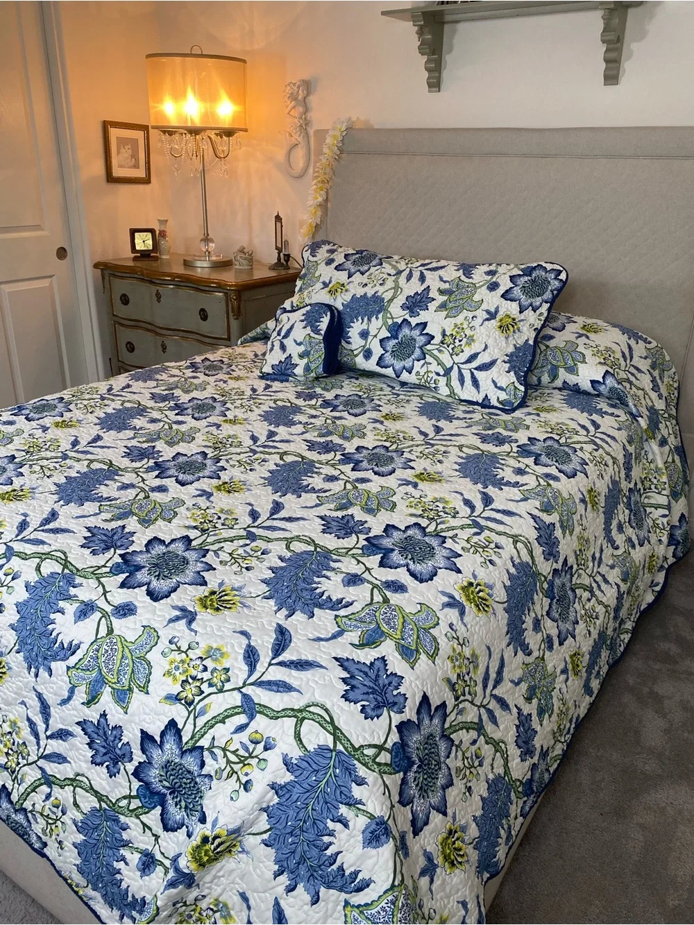 Waverly 3 pc King Blue and Green Floral Quilted Bedspread Like New